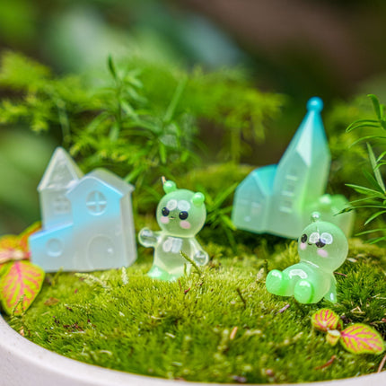 Glow Village - Decorative Miniature Village - Glow in the Dark - Set of 4 - ↑ 3–5 cm