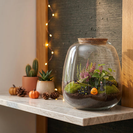 Halloween Terrarium Emma - Trick or Treat Village - Ø 23 cm ↑ 25 cm